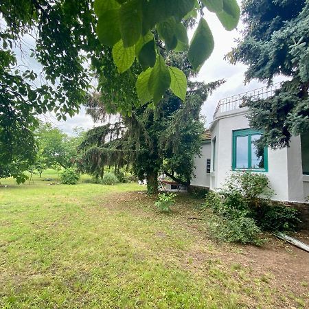Villa Delibab บาดัคชอยโตมาย ภายนอก รูปภาพ
